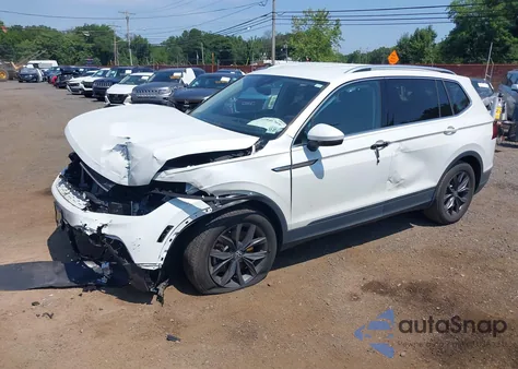 2023 Volkswagen Tiguan 2.0T Se из США, поврежденный, VIN 3VV2B7AX7PM020066